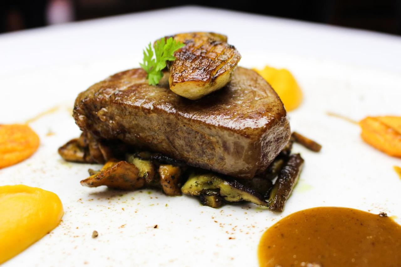 Hotel-Restaurant La P'Tite Auberge Lillebonne Kültér fotó