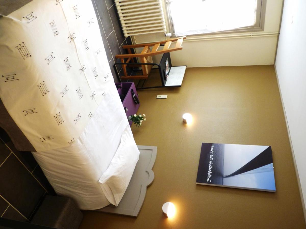 Hotel-Restaurant La P'Tite Auberge Lillebonne Kültér fotó