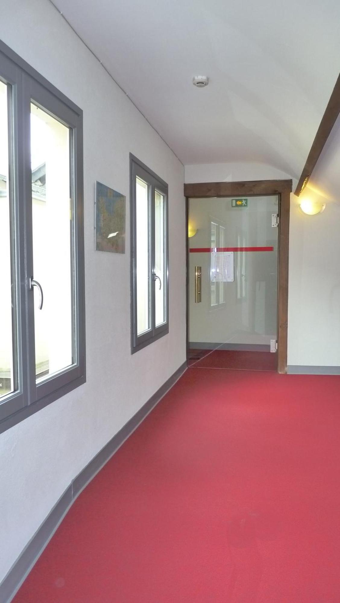 Hotel-Restaurant La P'Tite Auberge Lillebonne Kültér fotó